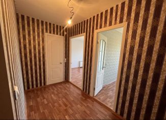 Продам 1-ком. квартиру, 33 м2, поселок городского типа Урмары, улица Крупской, 44