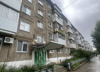 2-ком. квартира на продажу, 42.6 м2, Златоуст, проспект имени Ю.А. Гагарина, 6-я линия, 5