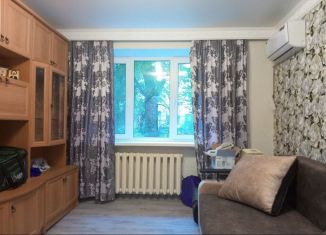 Продаю 1-комнатную квартиру, 18 м2, Таганрог, улица Пальмиро Тольятти, 26-2