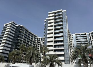 Продается 2-ком. квартира, 48.8 м2, Сочи, улица Просвещения, 32, микрорайон Центральный