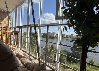 Сдается в аренду однокомнатная квартира, 53 м2, Йошкар-Ола, Прибрежный проезд