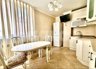 Продам двухкомнатную квартиру, 77 м2, Ростов-на-Дону, 20-я улица, 43, ЖК Славянский Квартал