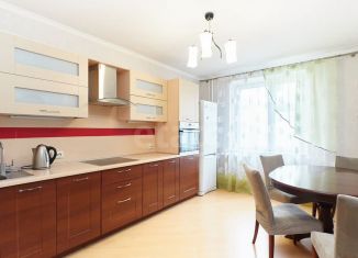 Продается двухкомнатная квартира, 64.5 м2, Тюмень, Широтная улица, 171к6