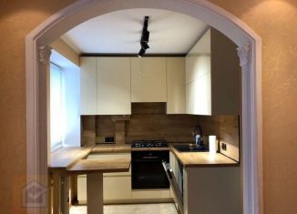 Продажа 2-ком. квартиры, 45.7 м2, Крым, улица Гагарина, 28