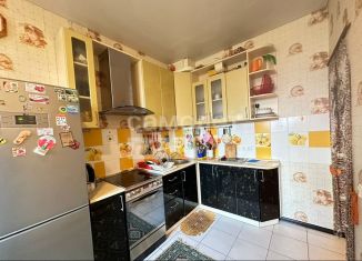 Продается 3-ком. квартира, 70.4 м2, Республика Башкортостан, Дагестанская улица, 14