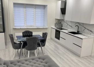 Продается 2-комнатная квартира, 72.8 м2, Старый Оскол, микрорайон Степной, 12