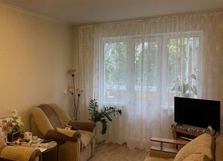 1-комнатная квартира на продажу, 30.5 м2, Златоуст, проспект имени Ю.А. Гагарина, 7-я линия, 10