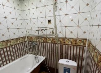Продам 2-ком. квартиру, 40 м2, Нижегородская область, Профсоюзная улица, 6