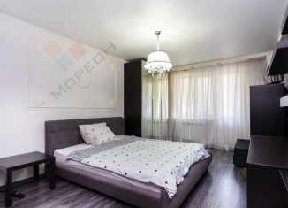 Продаю 1-ком. квартиру, 33 м2, Краснодар, улица Академика Лукьяненко, 95к1, микрорайон Микрохирургии глаза