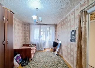Продам двухкомнатную квартиру, 45 м2, Кумертау, улица Калинина, 2