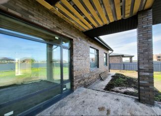 Продаю дом, 130 м2, деревня Азьмушкино, улица Алексея Мельникова, 20