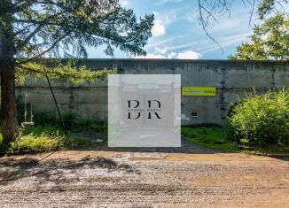 Сдаю в аренду производство, 1576 м2, Омская область, улица 10 лет Октября, 182