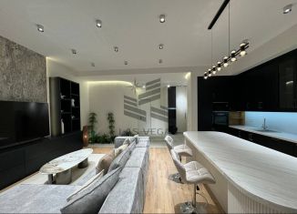 Сдача в аренду 2-ком. квартиры, 65 м2, Татарстан, улица Алексея Козина, 2