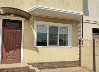 Сдается в аренду таунхаус, 70 м2, Краснодар, Взлётная улица