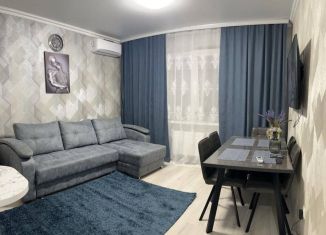 Продается 2-комнатная квартира, 57 м2, Краснодарский край, улица имени Героя Николая Шевелёва, 2