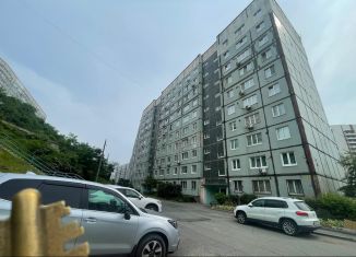 Продажа 3-ком. квартиры, 67.2 м2, Владивосток, улица Черняховского, 21