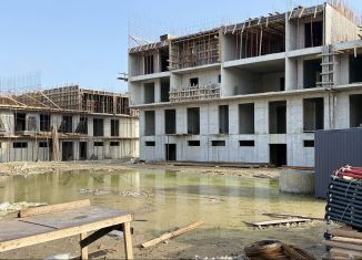 Продам 1-ком. квартиру, 45 м2, Махачкала, проспект Насрутдинова, 160