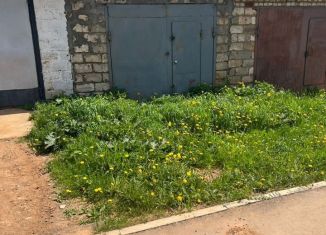 Продается гараж, Очёр, Московская улица