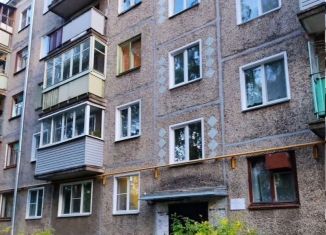 Продаю 2-ком. квартиру, 47 м2, Киров, улица МОПРа, 42