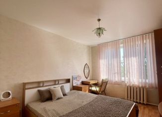 Продажа двухкомнатной квартиры, 47.5 м2, Армавир, улица Советской Армии, 218/1
