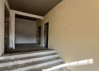 Продается 3-комнатная квартира, 92.8 м2, Оренбург