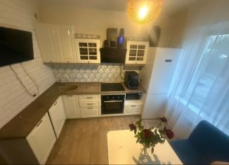 Продажа двухкомнатной квартиры, 52.2 м2, Копейск, Коммунистический проспект, 17