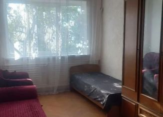 Сдаю в аренду трехкомнатную квартиру, 60 м2, поселок городского типа Афипский, улица Маяковского, 7