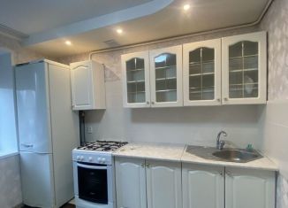 Аренда 1-ком. квартиры, 35 м2, Салават, улица Строителей, 48