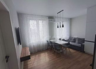 Продаю 3-комнатную квартиру, 69 м2, Тюмень, улица Фармана Салманова, 26