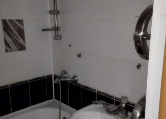 Продажа 2-ком. квартиры, 54.8 м2, Орёл, улица Лескова, 36