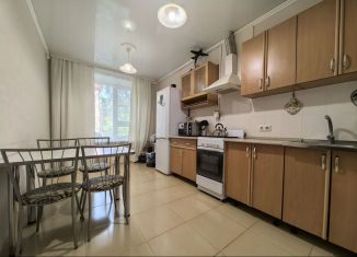 Продается 2-ком. квартира, 72.1 м2, Омская область, улица Малунцева, 13