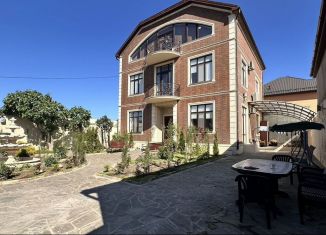 Продаю дом, 300 м2, Махачкала, Пражская улица