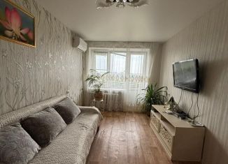 Продается 2-ком. квартира, 39 м2, Элиста, 3-й микрорайон, 10, 3-й микрорайон