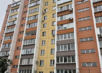 Продажа 1-ком. квартиры, 40 м2, Копейск, улица Жданова, 29Б