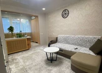 Продам 1-ком. квартиру, 34 м2, Димитровград, Гвардейская улица, 34А