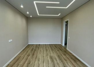 Продается 2-ком. квартира, 52 м2, Курган, улица Бурова-Петрова, жилой район Центральный