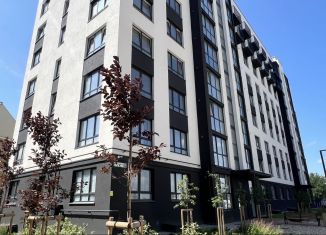 Продам 3-комнатную квартиру, 89 м2, Калининград, улица Александра Невского, 194