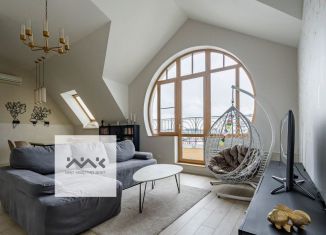 Продам 2-ком. квартиру, 79.1 м2, Санкт-Петербург, Исполкомская улица, 12, муниципальный округ Смольнинское