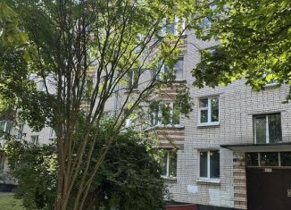 Сдается в аренду 3-ком. квартира, 54.3 м2, Санкт-Петербург, Красносельское шоссе, 46