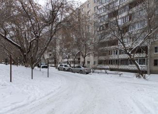 Продаю гараж, 18 м2, Тюмень, Профсоюзная улица, 32