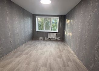 Продаю двухкомнатную квартиру, 44.2 м2, Республика Башкортостан, улица Комарова, 4