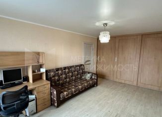 1-комнатная квартира на продажу, 38 м2, Тюмень, улица Мельникайте, 133