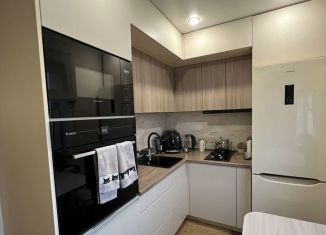 Продам 3-комнатную квартиру, 56.3 м2, Череповец, проспект Победы, 143