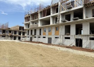 Продажа торговой площади, 100 м2, Махачкала, проспект Насрутдинова, 162, Ленинский внутригородской район