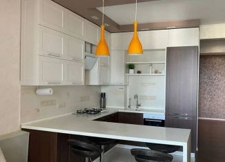 Продам 2-ком. квартиру, 92 м2, Рязань, улица Чкалова, 1к4