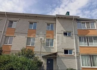 Продаю двухкомнатную квартиру, 42 м2, Губкин, улица Победы, 11