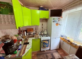 Продажа двухкомнатной квартиры, 43.3 м2, Алексин, улица Максима Горького, 2
