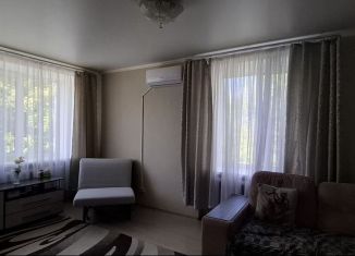 Продаю 1-комнатную квартиру, 30 м2, Казань, улица Воровского, 3