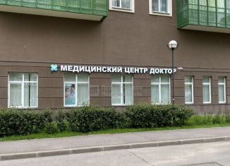 Торговая площадь на продажу, 1080 м2, Мурино, Ручьёвский проспект, 9