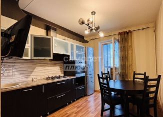 Продам двухкомнатную квартиру, 62 м2, Набережные Челны, улица Раскольникова, 32